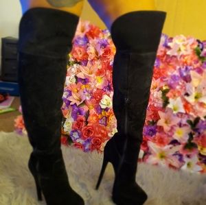 Over the knee boots